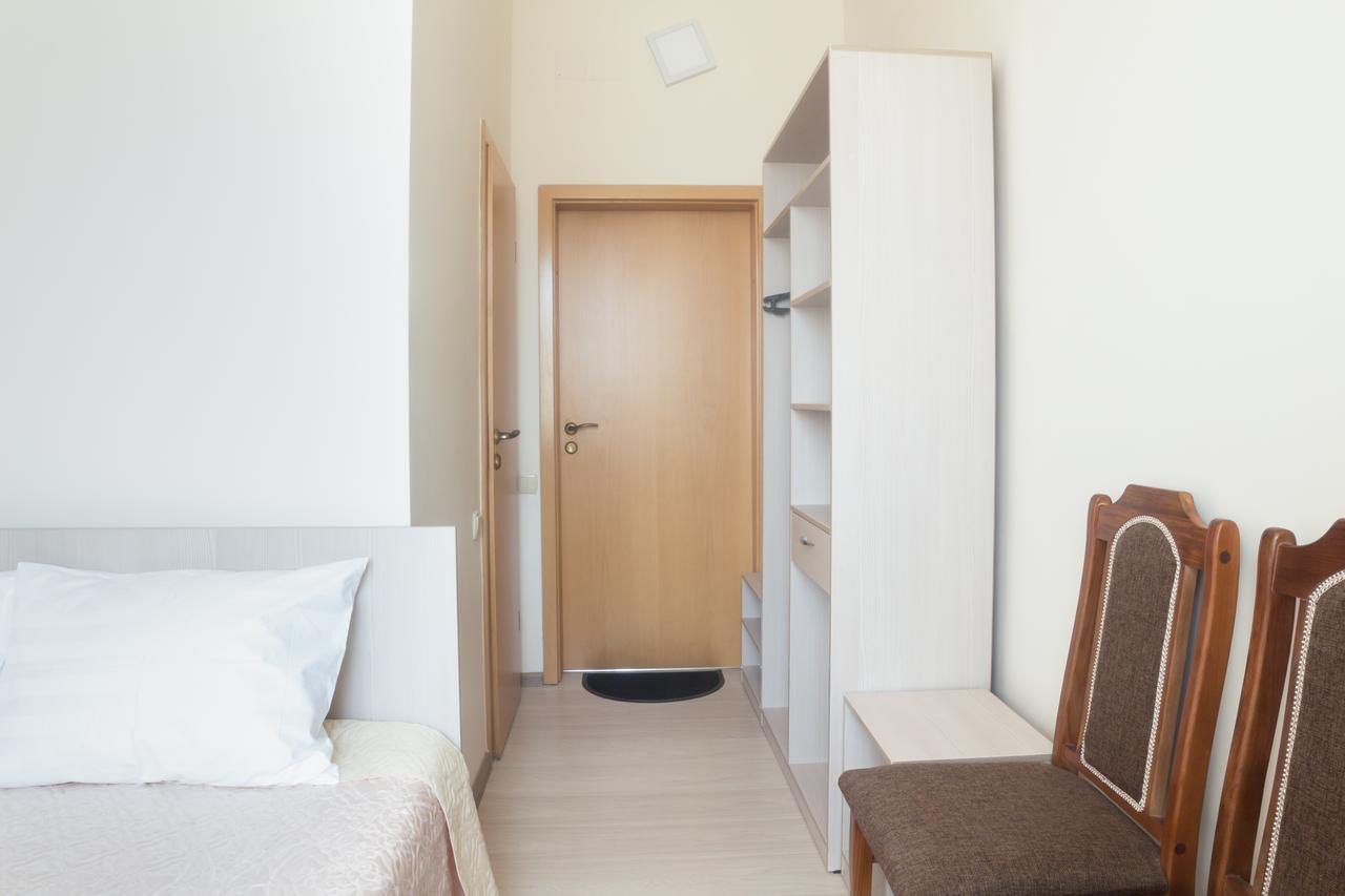 Hotel Alma Ata Zhosaly ภายนอก รูปภาพ